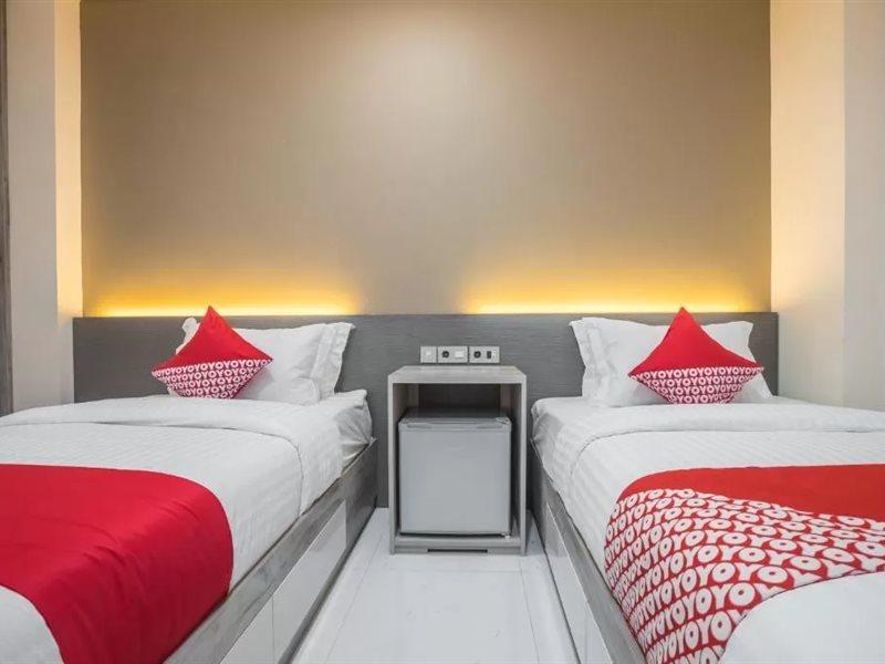 Super Oyo 1487 Residence Khoe Dżakarta Zewnętrze zdjęcie