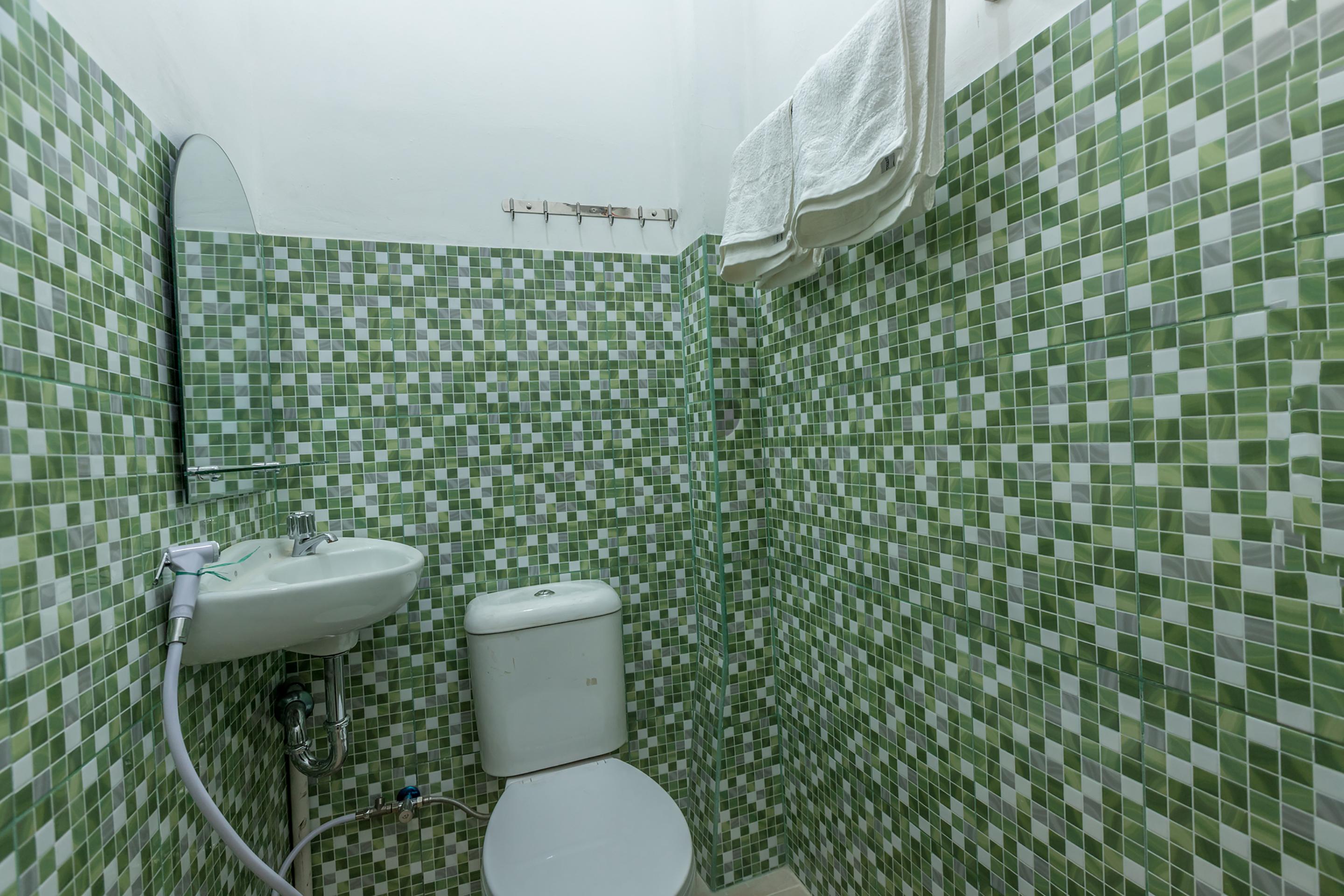 Super Oyo 1487 Residence Khoe Dżakarta Zewnętrze zdjęcie