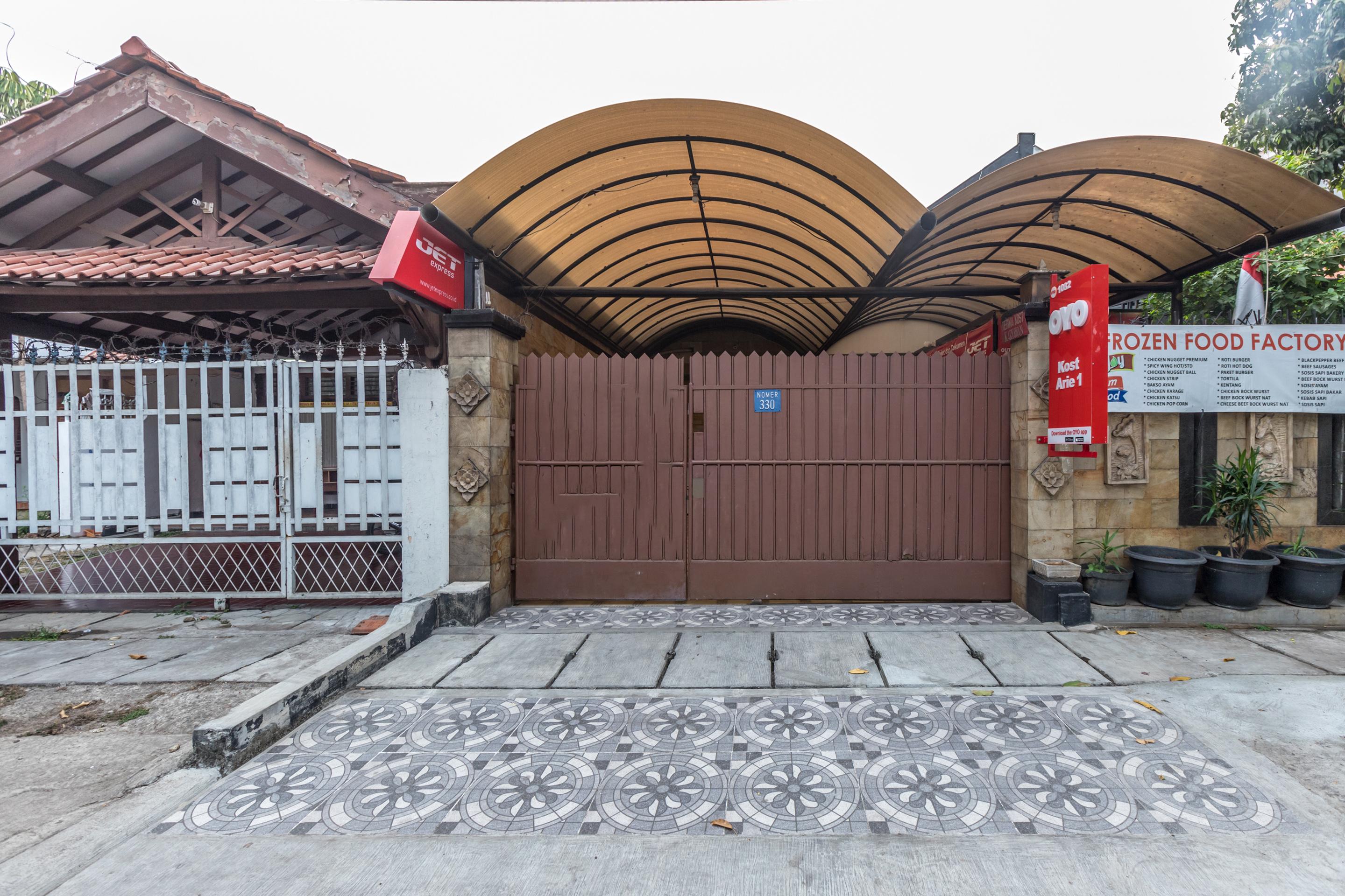 Super Oyo 1487 Residence Khoe Dżakarta Zewnętrze zdjęcie