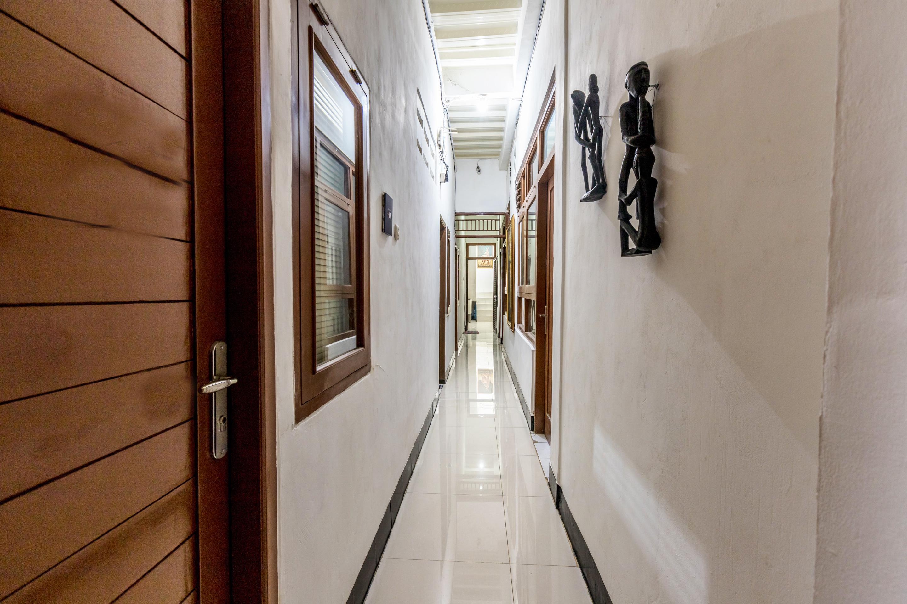 Super Oyo 1487 Residence Khoe Dżakarta Zewnętrze zdjęcie
