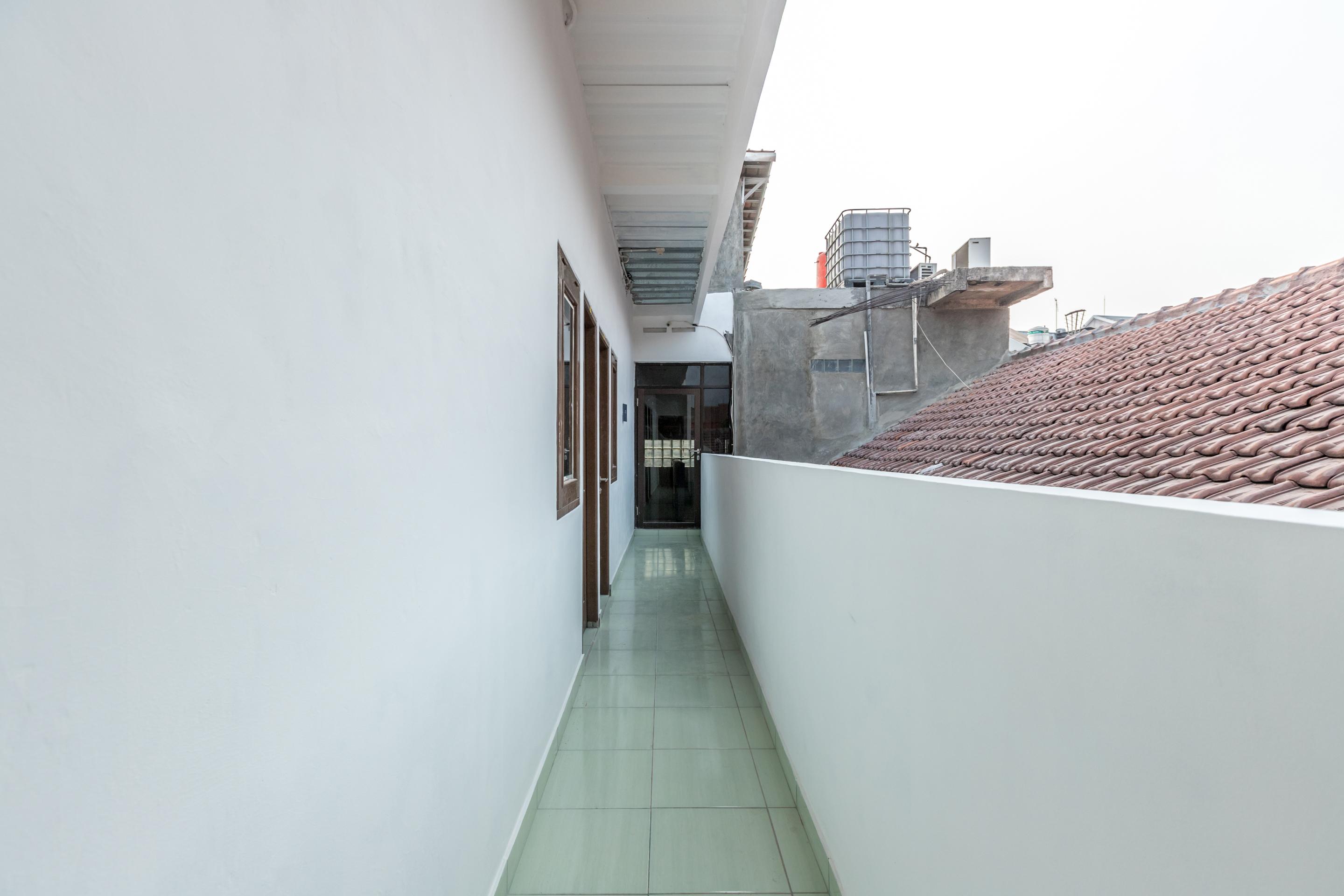 Super Oyo 1487 Residence Khoe Dżakarta Zewnętrze zdjęcie