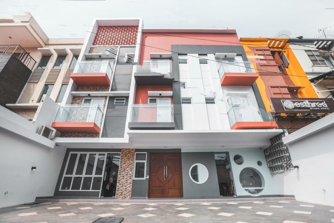 Super Oyo 1487 Residence Khoe Dżakarta Zewnętrze zdjęcie