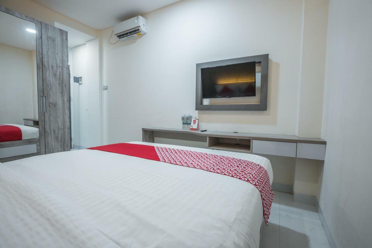 Super Oyo 1487 Residence Khoe Dżakarta Zewnętrze zdjęcie